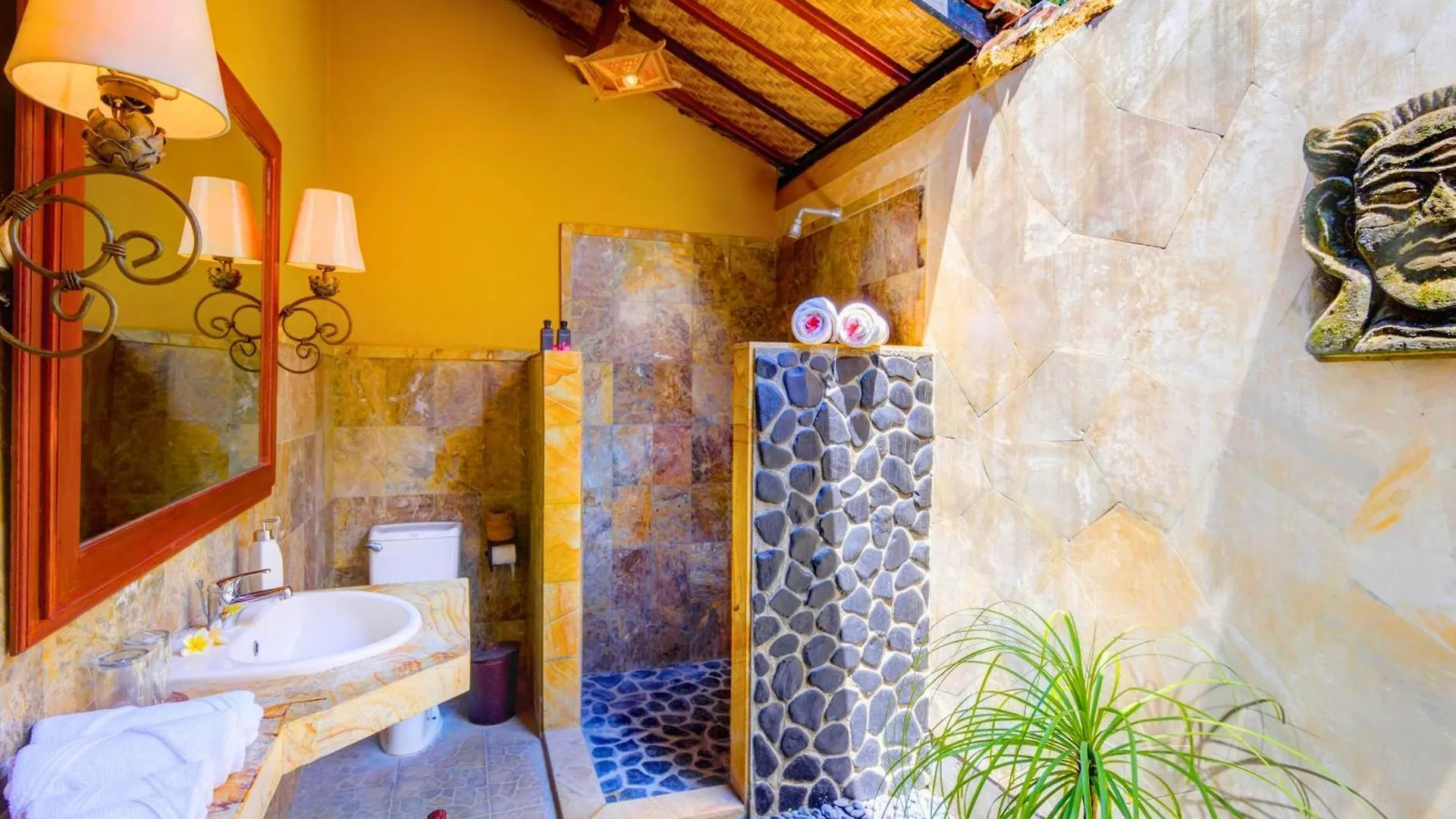 Danapati 4 Bedroom Private Pool Villa Zn258 Убуд