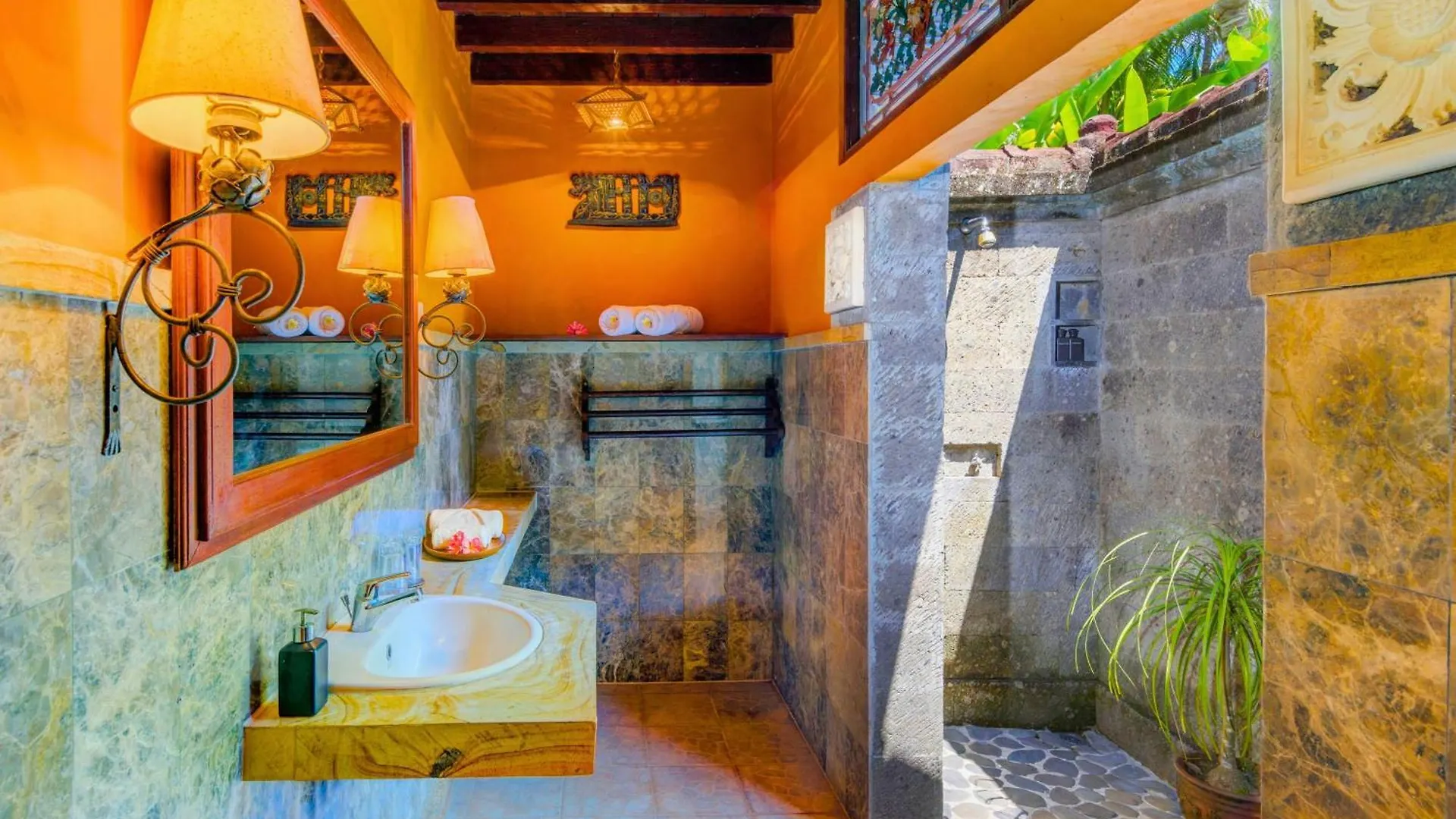 Danapati 4 Bedroom Private Pool Villa Zn258 Ubud